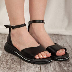 Женские босоножки Fashion Xanadu 2976 38 размер 24,5 см Черный Женские босоножки Fashion Xanadu 2976 38 размер 24,5 см Черный