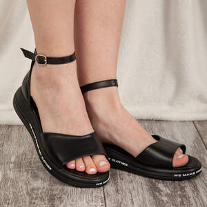 Женские босоножки Fashion Xanadu 2976 38 размер 24,5 см Черный Женские босоножки Fashion Xanadu 2976 38 размер 24,5 см Черный