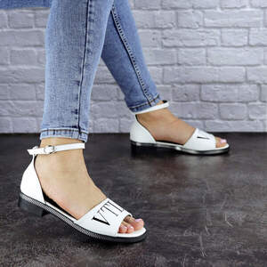 Женские босоножки Fashion Yandy 1842 37 размер 24 см Белый Женские босоножки Fashion Yandy 1842 37 размер 24 см Белый