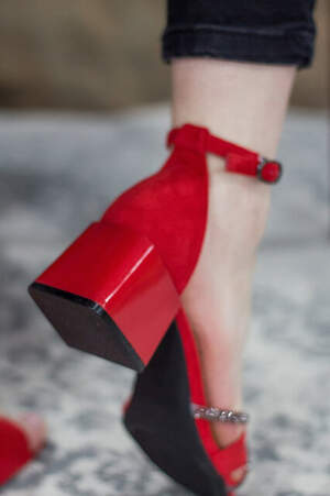 Женские босоножки Fashion Yemma 2765 38 размер 24,5 см Красный Женские босоножки Fashion Yemma 2765 38 размер 24,5 см Красный