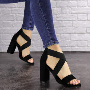 Женские босоножки на каблуке Fashion Dusty 1550 40 размер 25,5 см Черный Женские босоножки на каблуке Fashion Dusty 1550 40 размер 25,5 см Черный