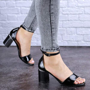 Женские босоножки на каблуке Fashion Hogie 1722 36 размер 23,5 см Черный Женские босоножки на каблуке Fashion Hogie 1722 36 размер 23,5 см Черный