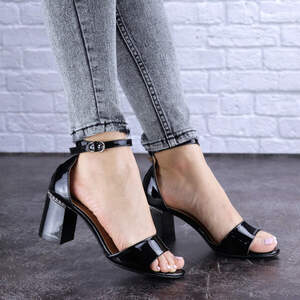 Женские босоножки на каблуке Fashion Hogie 1722 36 размер 23,5 см Черный Женские босоножки на каблуке Fashion Hogie 1722 36 размер 23,5 см Черный