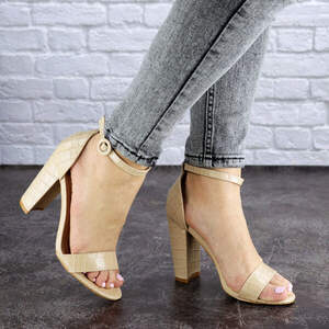 Женские босоножки на каблуке Fashion Swirly 1774 36 размер 23,5 см Бежевый Женские босоножки на каблуке Fashion Swirly 1774 36 размер 23,5 см Бежевый