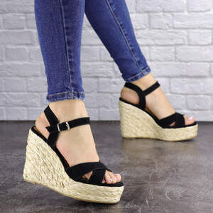 Женские босоножки на танкетке Fashion Randy 1627 40 размер 25,5 см Черный Женские босоножки на танкетке Fashion Randy 1627 40 размер 25,5 см Черный