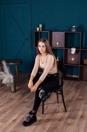 Женские замшевые угги Fashion Olivia 1291 36 размер 23,5 см Черный Женские замшевые угги Fashion Olivia 1291 36 размер 23,5 см Черный