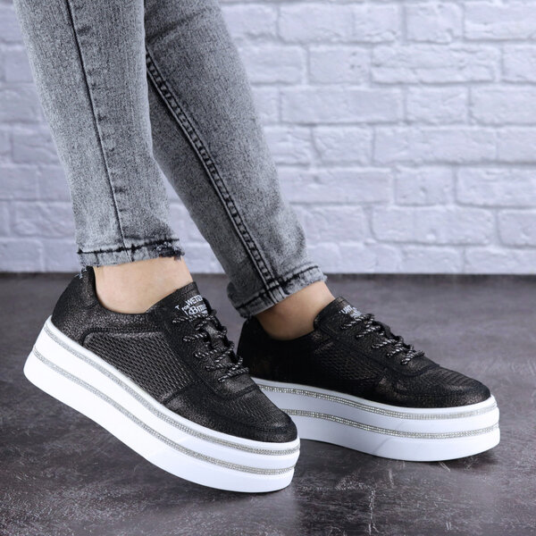 Женские кожаные сникеры Fashion Erly 1717 39 размер 24,5 см Черный Женские кожаные сникеры Fashion Erly 1717 39 размер 24,5 см Черный