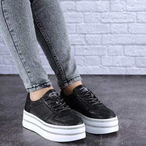 Женские кожаные сникеры Fashion Erly 1717 39 размер 24,5 см Черный Женские кожаные сникеры Fashion Erly 1717 39 размер 24,5 см Черный