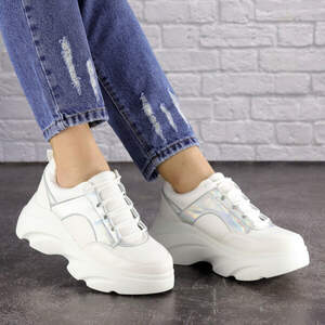 Женские кроссовки Fashion Cyber 1662 39 размер 24,5 см Белый Женские кроссовки Fashion Cyber 1662 39 размер 24,5 см Белый