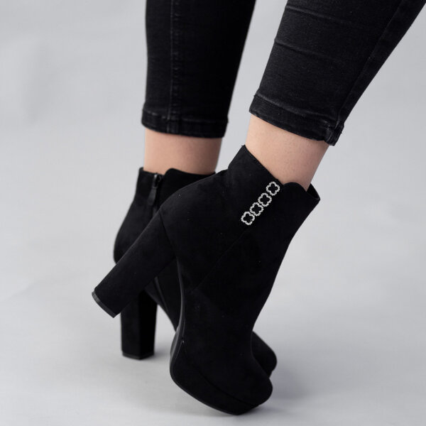 Ботильоны женские Fashion Dice 2486 36 размер 23,5 см Черный Ботильоны женские Fashion Dice 2486 36 размер 23,5 см Черный