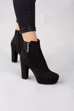 Ботильоны женские Fashion Dice 2486 36 размер 23,5 см Черный Ботильоны женские Fashion Dice 2486 36 размер 23,5 см Черный