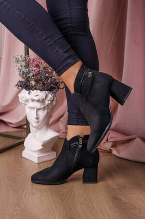 Ботильоны женские Fashion Jet 2297 38 размер 24,5 см Черный Ботильоны женские Fashion Jet 2297 38 размер 24,5 см Черный