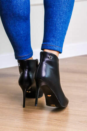 Ботильоны женские Fashion Madness 3254 36 размер 23,5 см Черный Ботильоны женские Fashion Madness 3254 36 размер 23,5 см Черный