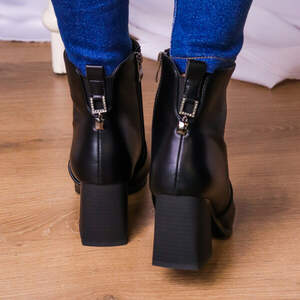 Ботильоны женские Fashion Millie 2325 40 размер 25 см Черный Ботильоны женские Fashion Millie 2325 40 размер 25 см Черный