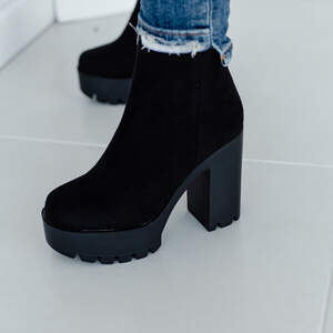 Ботильоны женские Fashion Miya 3336 35 размер 23 см Черный Ботильоны женские Fashion Miya 3336 35 размер 23 см Черный