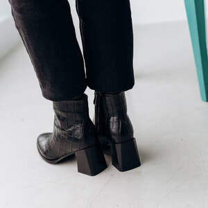 Ботильоны женские Fashion Santan 3288 37 размер 24 см Черный Ботильоны женские Fashion Santan 3288 37 размер 24 см Черный