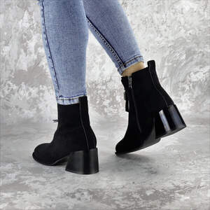 Ботильоны женские Fashion Specks 2403 38 размер 24,5 см Черный Ботильоны женские Fashion Specks 2403 38 размер 24,5 см Черный