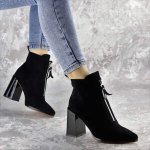 Ботильоны женские Fashion Springer 2404 39 размер 25 см Черный Ботильоны женские Fashion Springer 2404 39 размер 25 см Черный