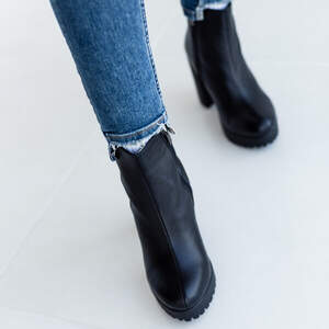 Ботильоны женские зимние Fashion Willow 3322 36 размер 23,5 см Черный Ботильоны женские зимние Fashion Willow 3322 36 размер 23,5 см Черный