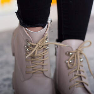 Ботинки женские Fashion Boscoe 2600 39 размер 25 см Бежевый