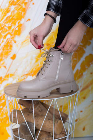 Ботинки женские Fashion Boscoe 2600 39 размер 25 см Бежевый