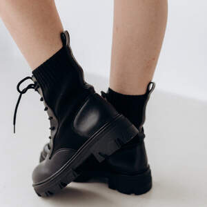 Ботинки женские Fashion Catchy 3299 36 размер 23,5 см Черный Ботинки женские Fashion Catchy 3299 36 размер 23,5 см Черный