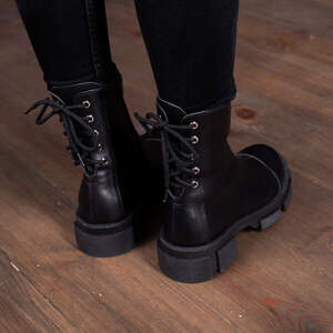 Ботинки женские Fashion Jinx 3344 36 размер 23,5 см Черный Ботинки женские Fashion Jinx 3344 36 размер 23,5 см Черный