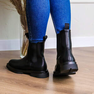 Ботинки женские Fashion Loyalty 3240 36 размер 23,5 см Черный Ботинки женские Fashion Loyalty 3240 36 размер 23,5 см Черный