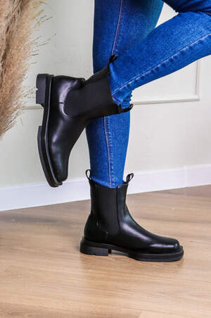 Ботинки женские Fashion Loyalty 3240 36 размер 23,5 см Черный Ботинки женские Fashion Loyalty 3240 36 размер 23,5 см Черный