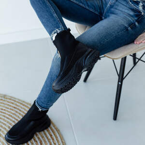 Ботинки женские Fashion Maple 3319 36 размер 23,5 см Черный Ботинки женские Fashion Maple 3319 36 размер 23,5 см Черный