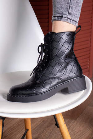 Ботинки женские Fashion Richardson 2396 36 размер 23,5 см Черный Ботинки женские Fashion Richardson 2396 36 размер 23,5 см Черный