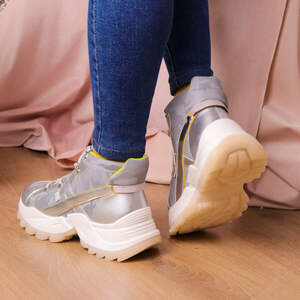 Ботинки женские Fashion Rowan 2395 36 размер 23,5 см Серебро Ботинки женские Fashion Rowan 2395 36 размер 23,5 см Серебро