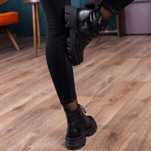 Ботинки женские Fashion Shesha 3353 36 размер 23,5 см Черный Ботинки женские Fashion Shesha 3353 36 размер 23,5 см Черный