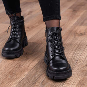 Ботинки женские Fashion Shesha 3353 36 размер 23,5 см Черный Ботинки женские Fashion Shesha 3353 36 размер 23,5 см Черный