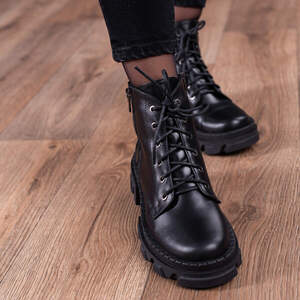 Ботинки женские Fashion Shesha 3353 36 размер 23,5 см Черный Ботинки женские Fashion Shesha 3353 36 размер 23,5 см Черный