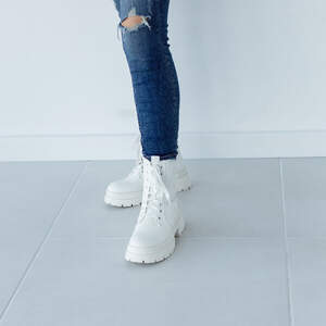 Ботинки женские Fashion Skye 3337 36 размер 23,5 см Белый