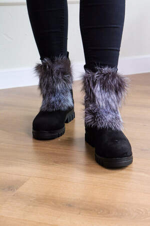 Ботинки женские зимние Fashion Beast 2334 37 размер 24 см Черный Ботинки женские зимние Fashion Beast 2334 37 размер 24 см Черный