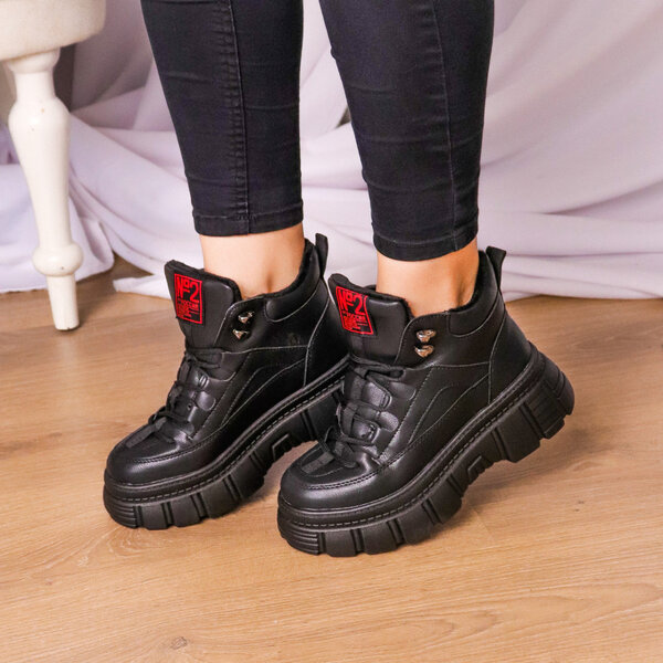 Ботинки женские зимние Fashion Calanthea 2356 36 размер 23 см Черный Ботинки женские зимние Fashion Calanthea 2356 36 размер 23 см Черный