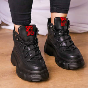 Ботинки женские зимние Fashion Calanthea 2356 36 размер 23 см Черный Ботинки женские зимние Fashion Calanthea 2356 36 размер 23 см Черный