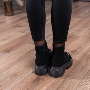 Ботинки женские зимние Fashion Raider 3351 36 размер 23,5 см Черный Ботинки женские зимние Fashion Raider 3351 36 размер 23,5 см Черный