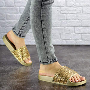 Шлепки женские с камнями Fashion Bruno 1032-2 37 размер 23,5 см Золотистый Шлепки женские с камнями Fashion Bruno 1032-2 37 размер 23,5 см Золотистый